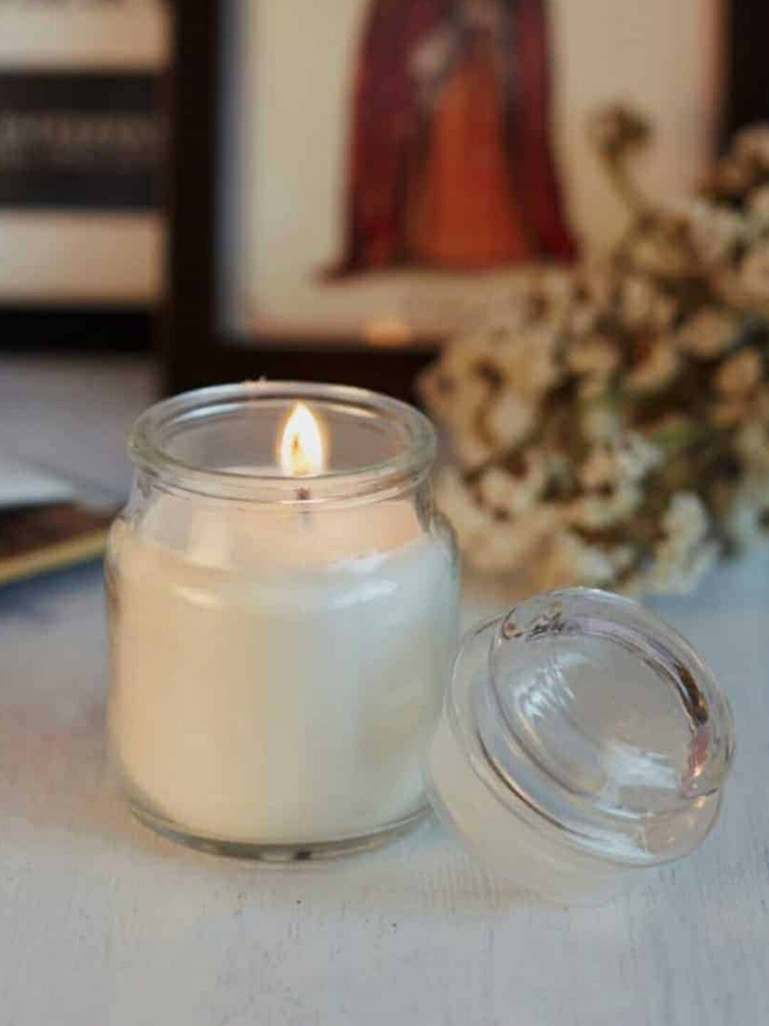Aromatic Fables Scented 1 Wick Velvet Vanilla Radiance Solid Round Regular Jar Candles