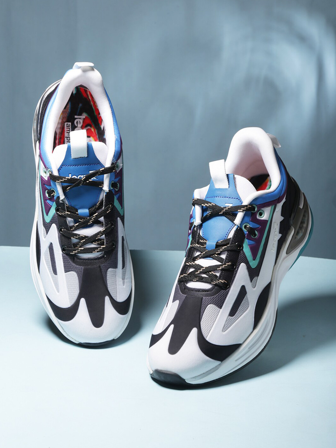 Liberty Men Canvas Running Shoes