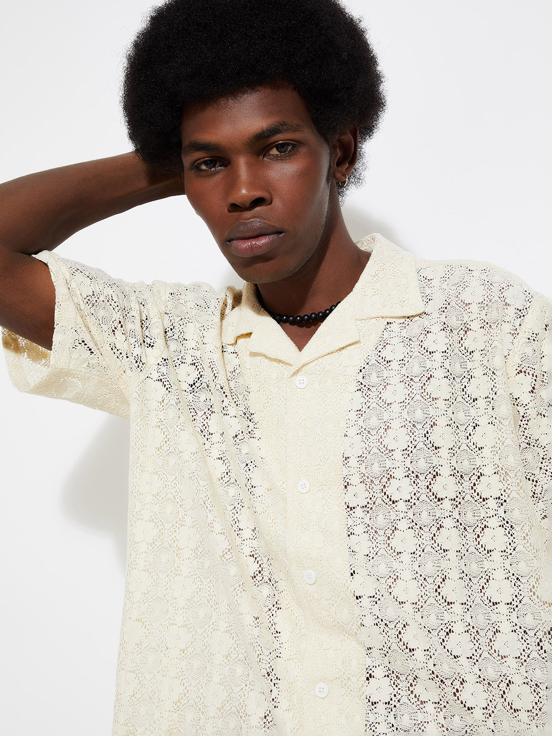 max URB_N Lace Oversized Crochet Shirt