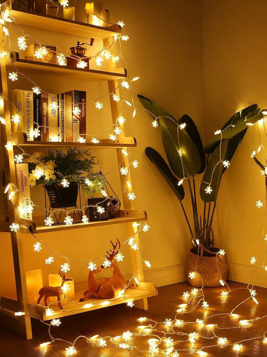 URBANFIX 4m Warm Yellow More than 360 LEDs Floral Shape String Lights