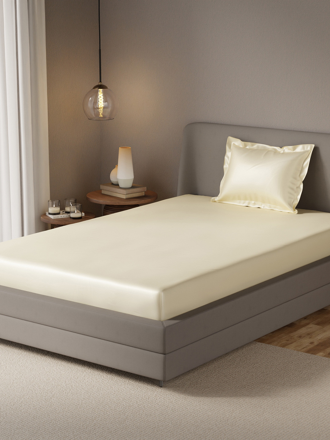 Stoa Paris Date Night Beige 300 TC Single Satin Fitted sheet with 1 Pillow Cover