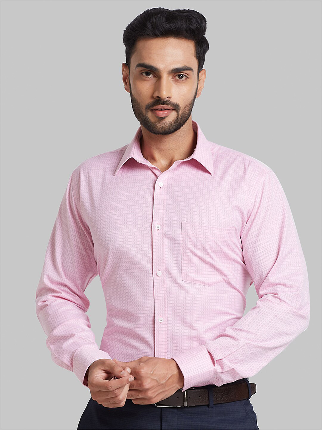 Park Avenue Checked Slim Fit Cotton Formal Shirt