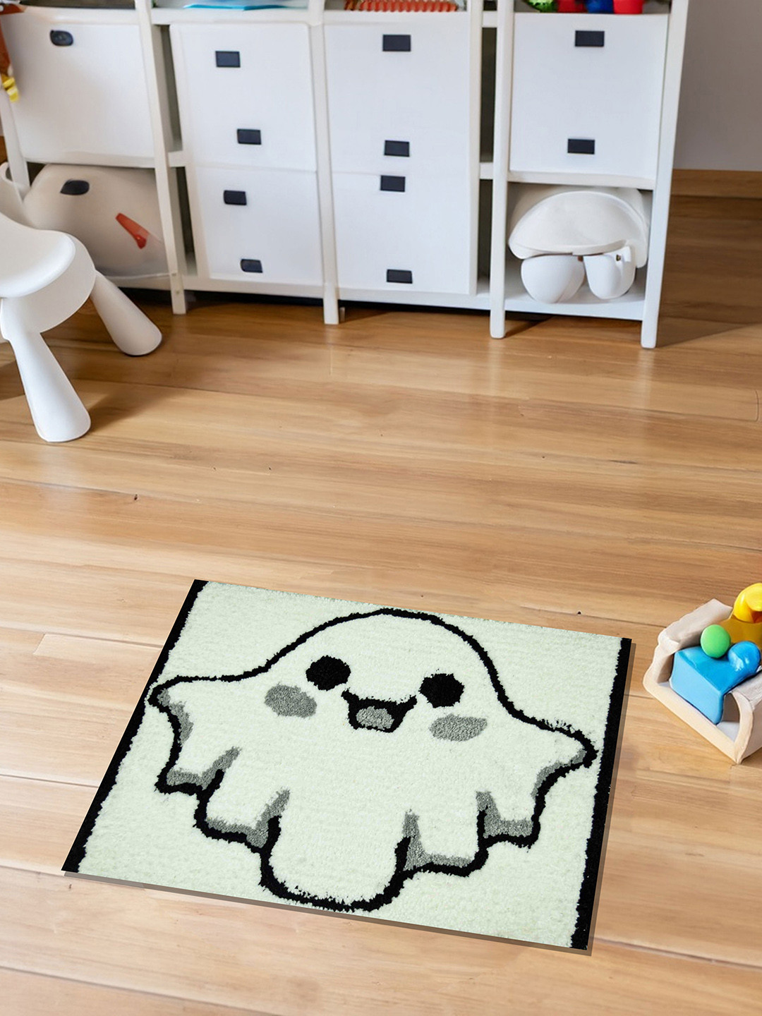 RANGOLI White Cartoon Printed Anti Skid Tufted Kids Room Rug