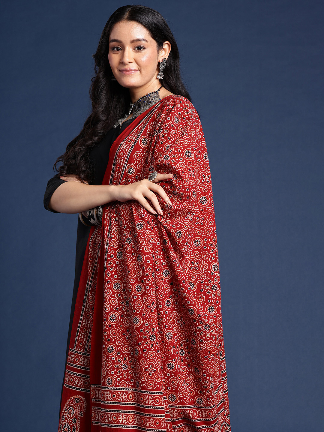 Taavi Ethnic Motifs Hand Block Printed Dupatta