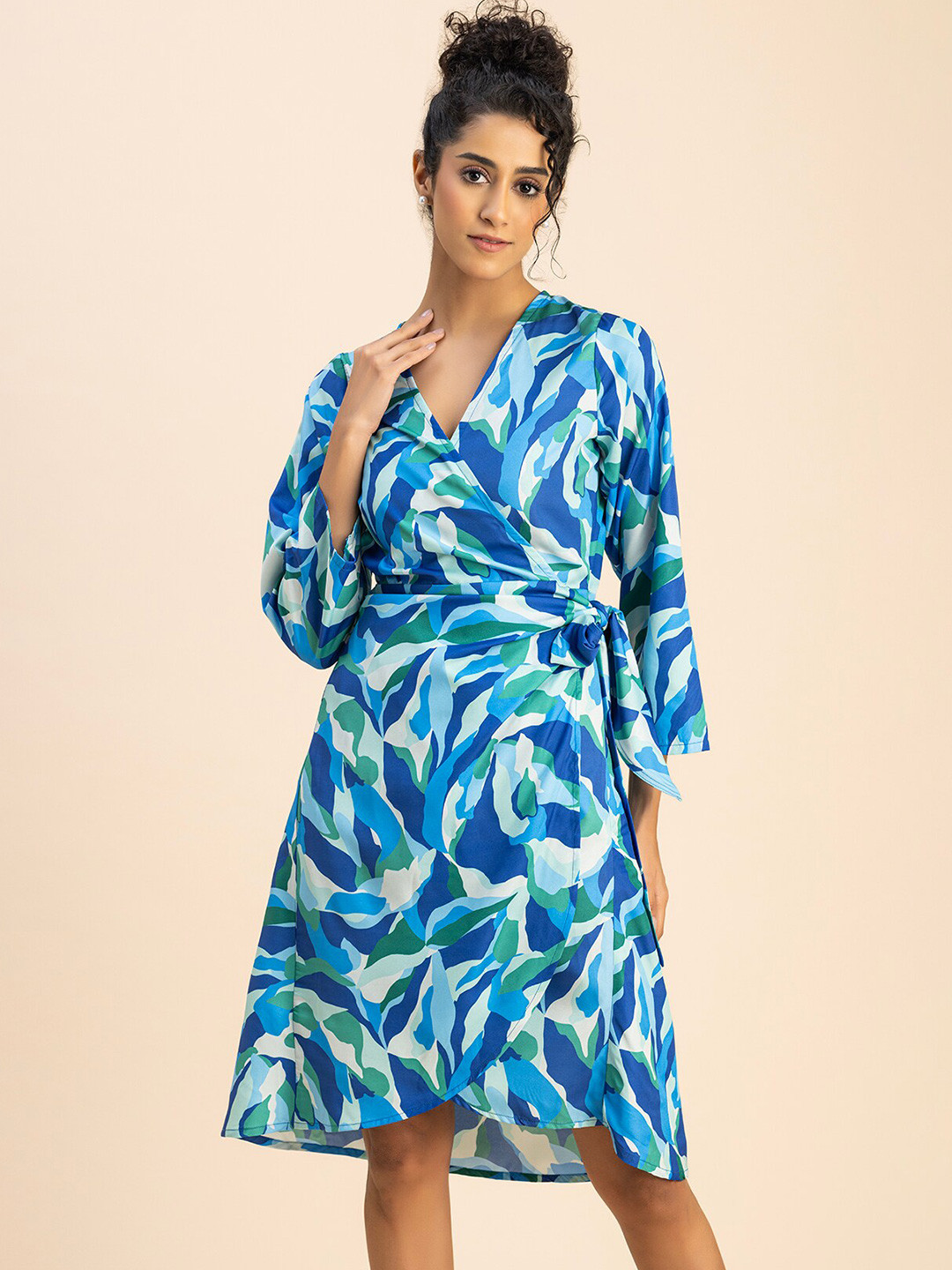 Moomaya  V Neck Tropical Printed Crepe Wrap Dress