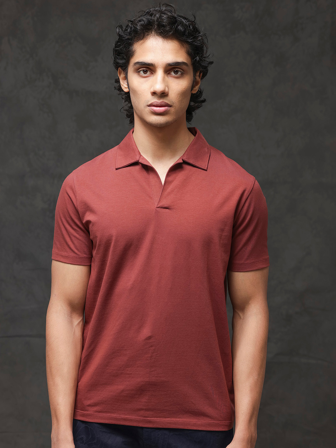 RARE RABBIT Men Krib-2 Spread Collars Cotton Slim Fit T-Shirt