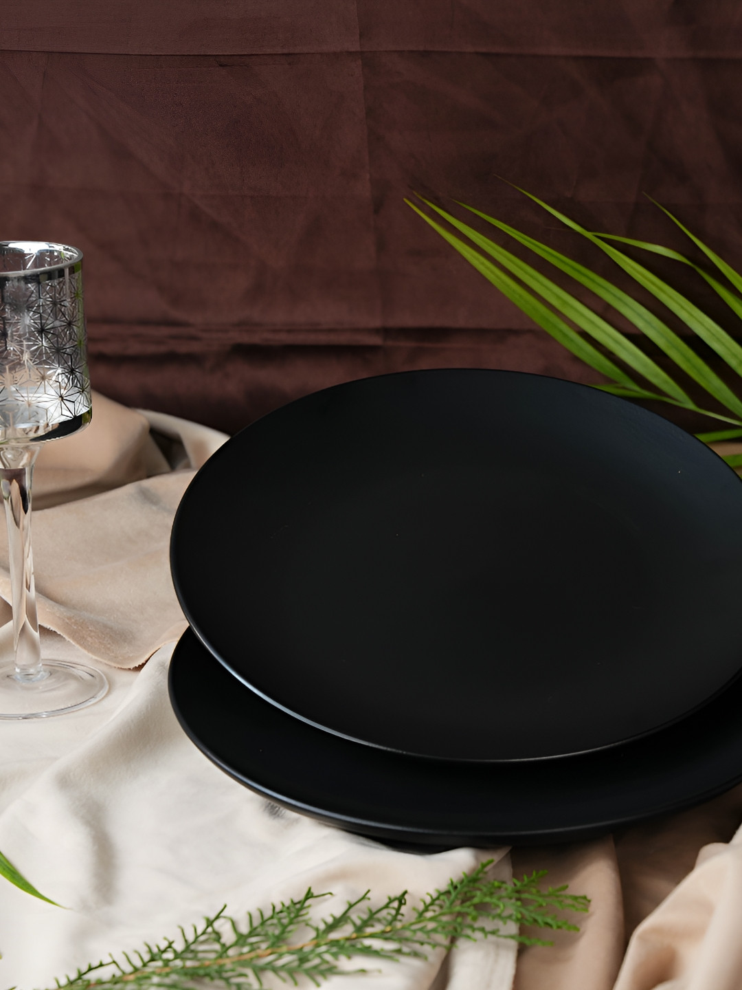 caffeine Black 2 Pieces Ceramic Plates
