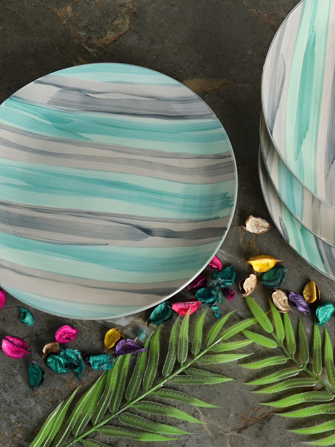 caffeine Green & Grey 4 Pieces Textured Ceramic Plates