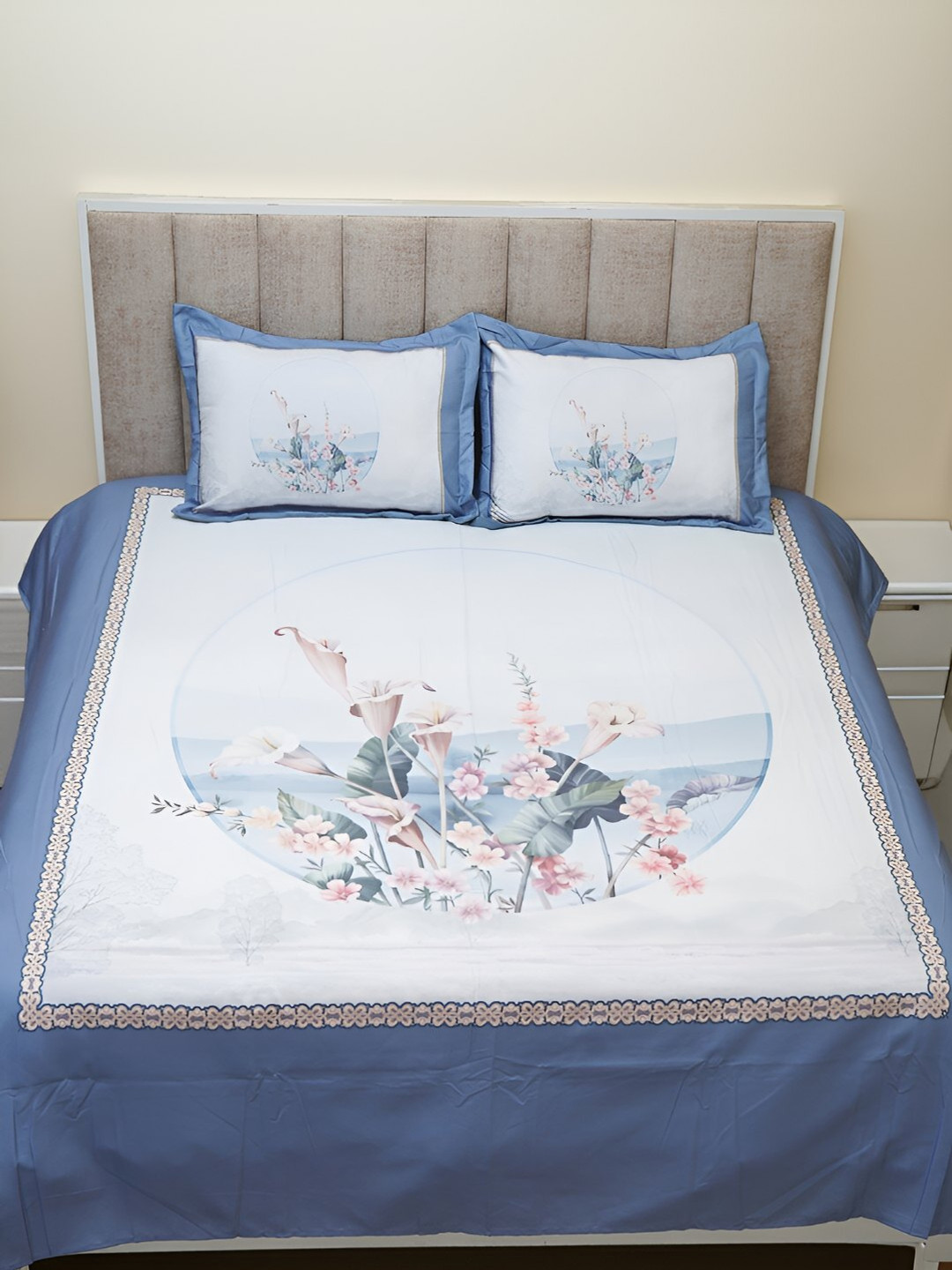 GAPU & BALY White Floral Polycotton 120 TC King Bedsheet with 2 Pillow Covers-98 x 108 inches