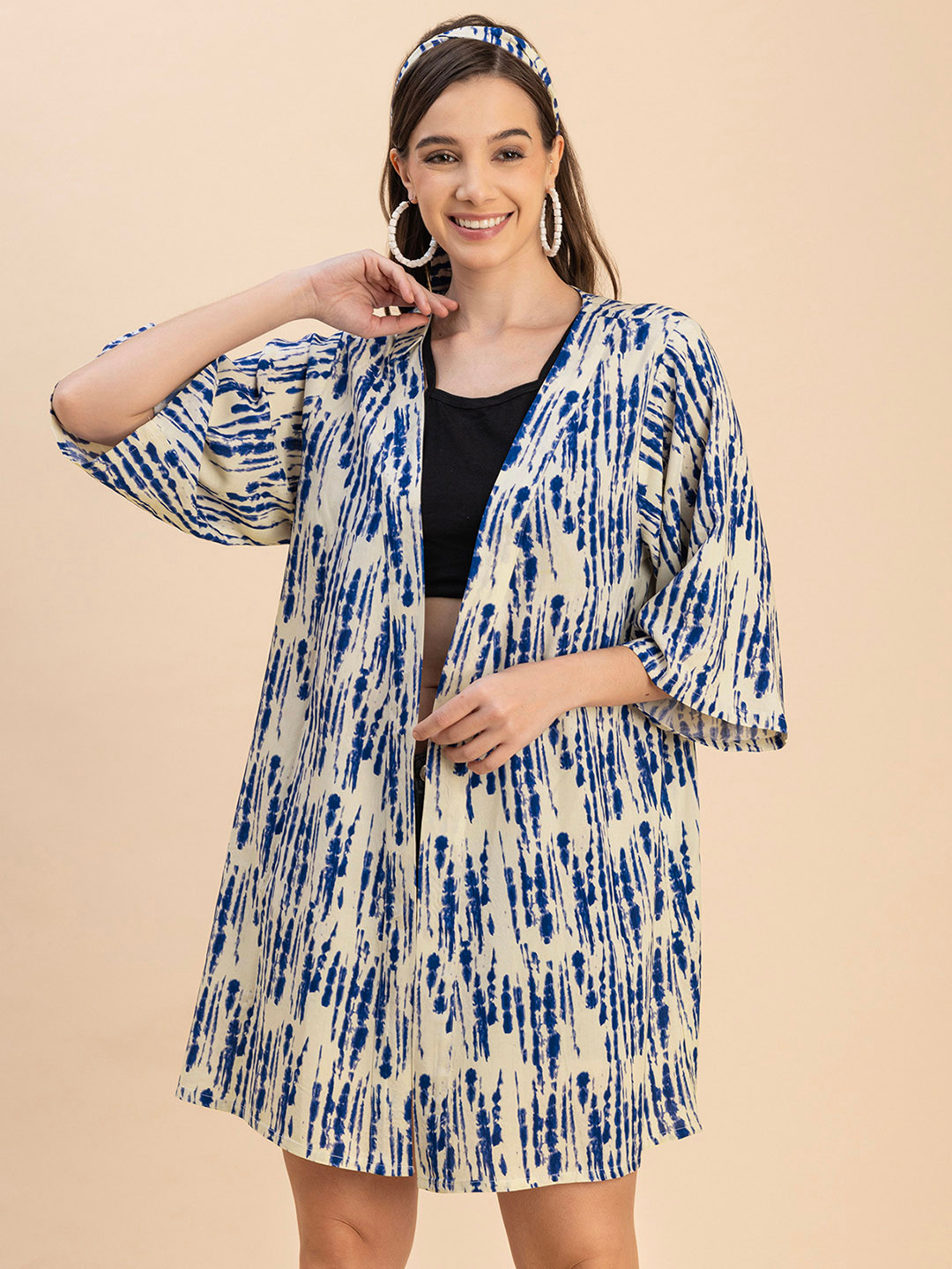 Moomaya Abstract Printed Shrug