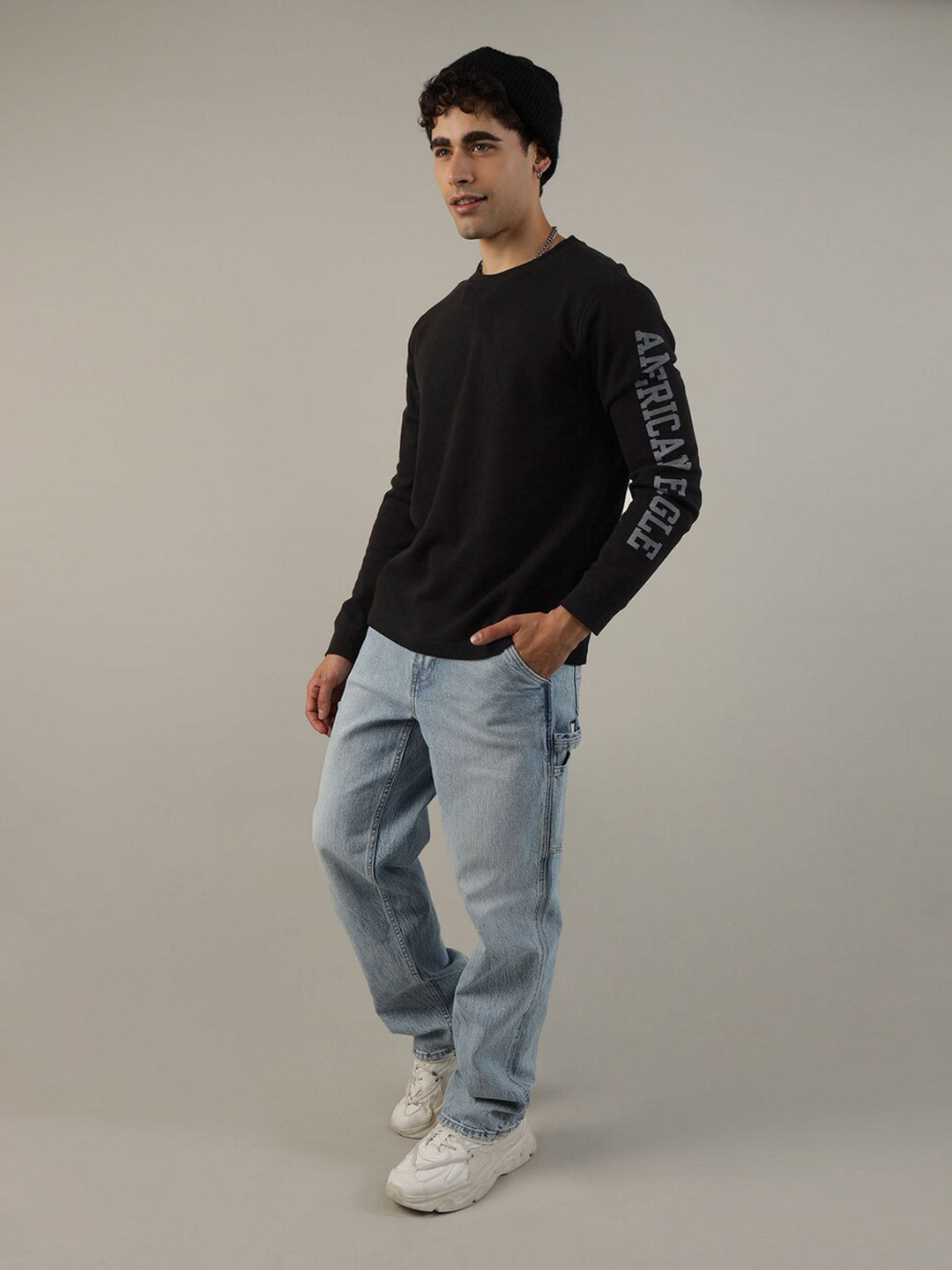 AMERICAN EAGLE OUTFITTERS Round Neck Cotton Tshirt