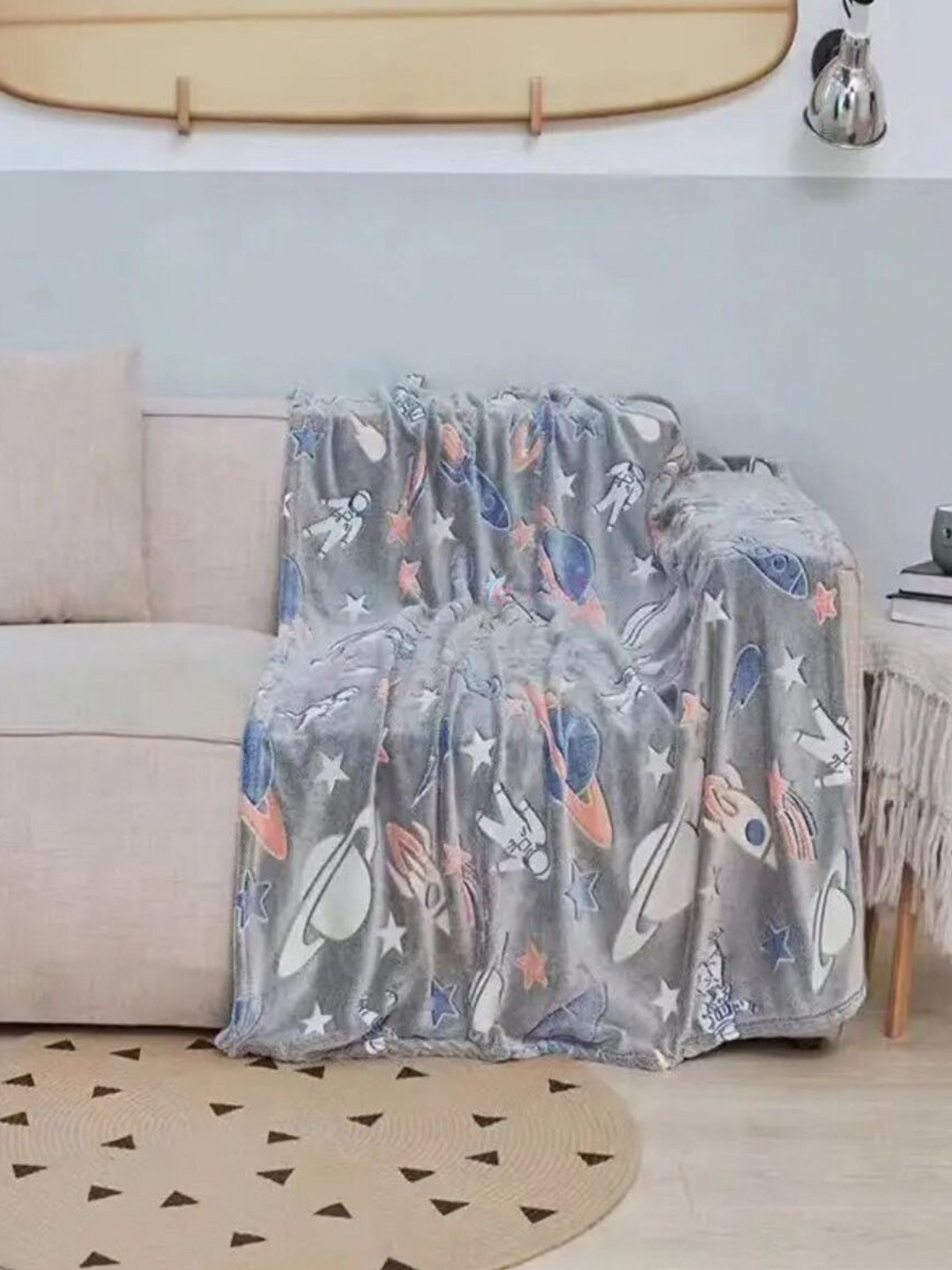 Butterthief Grey & White AC Room 210 GSM Glow In The Dark Single Bed Blanket