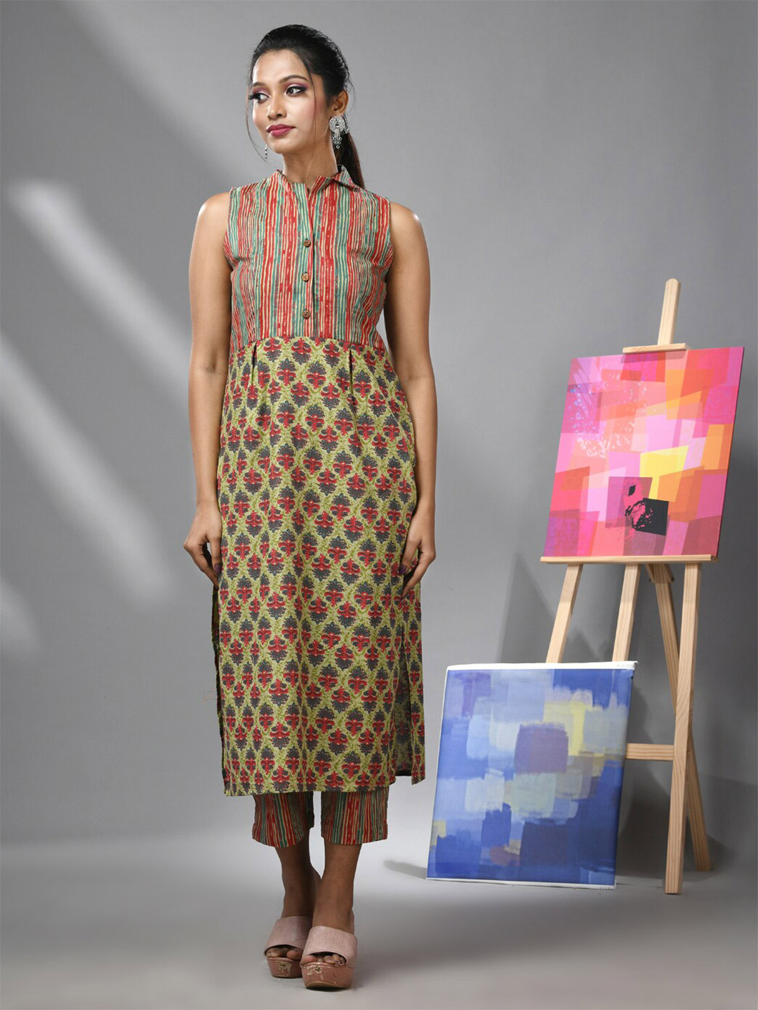 Charukriti Shirt Collar Green Ethnic Printed Straight Pure Cotton Kurta with Trousers