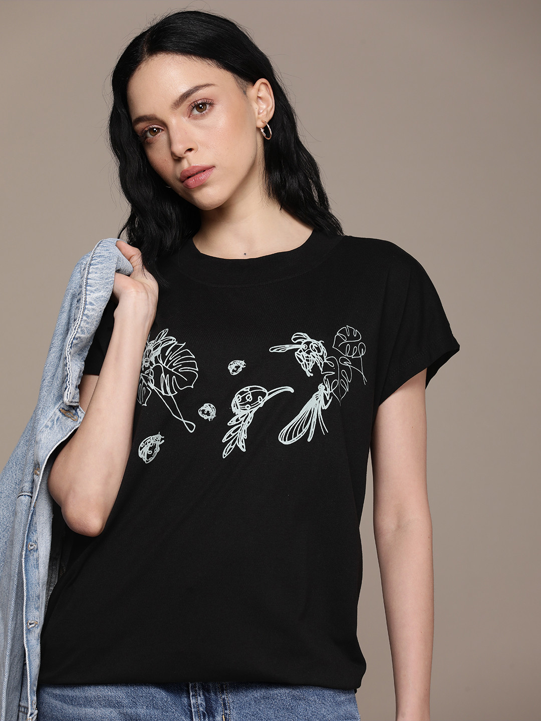 The Roadster Life Co. Printed Extended Sleeves Boxy T-shirt