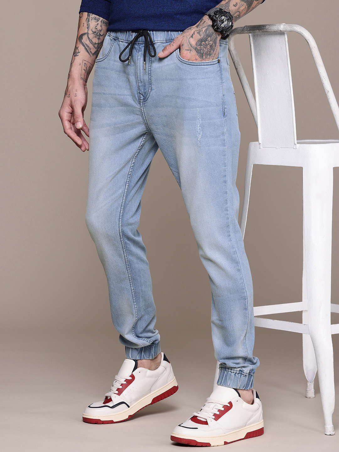 WROGN Men Light Fade Jogger Fit Stretchable  Jeans