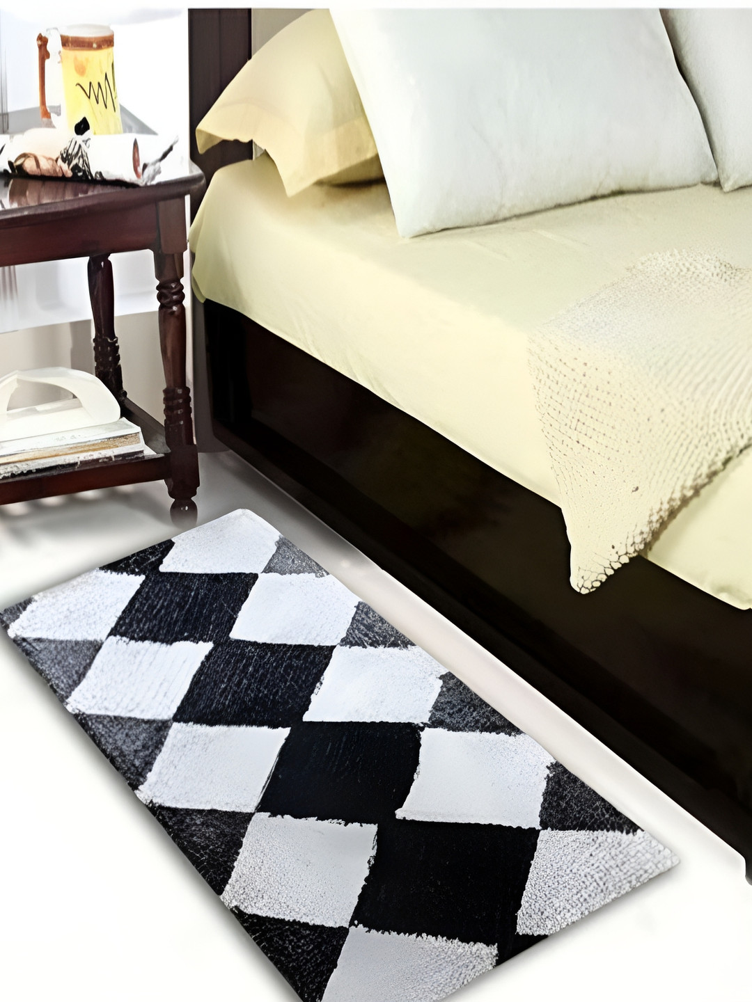 Shopgallery White & Black Geometric 55 cm x 1.39 m Hand Tufted Anti Slip Floor Runner