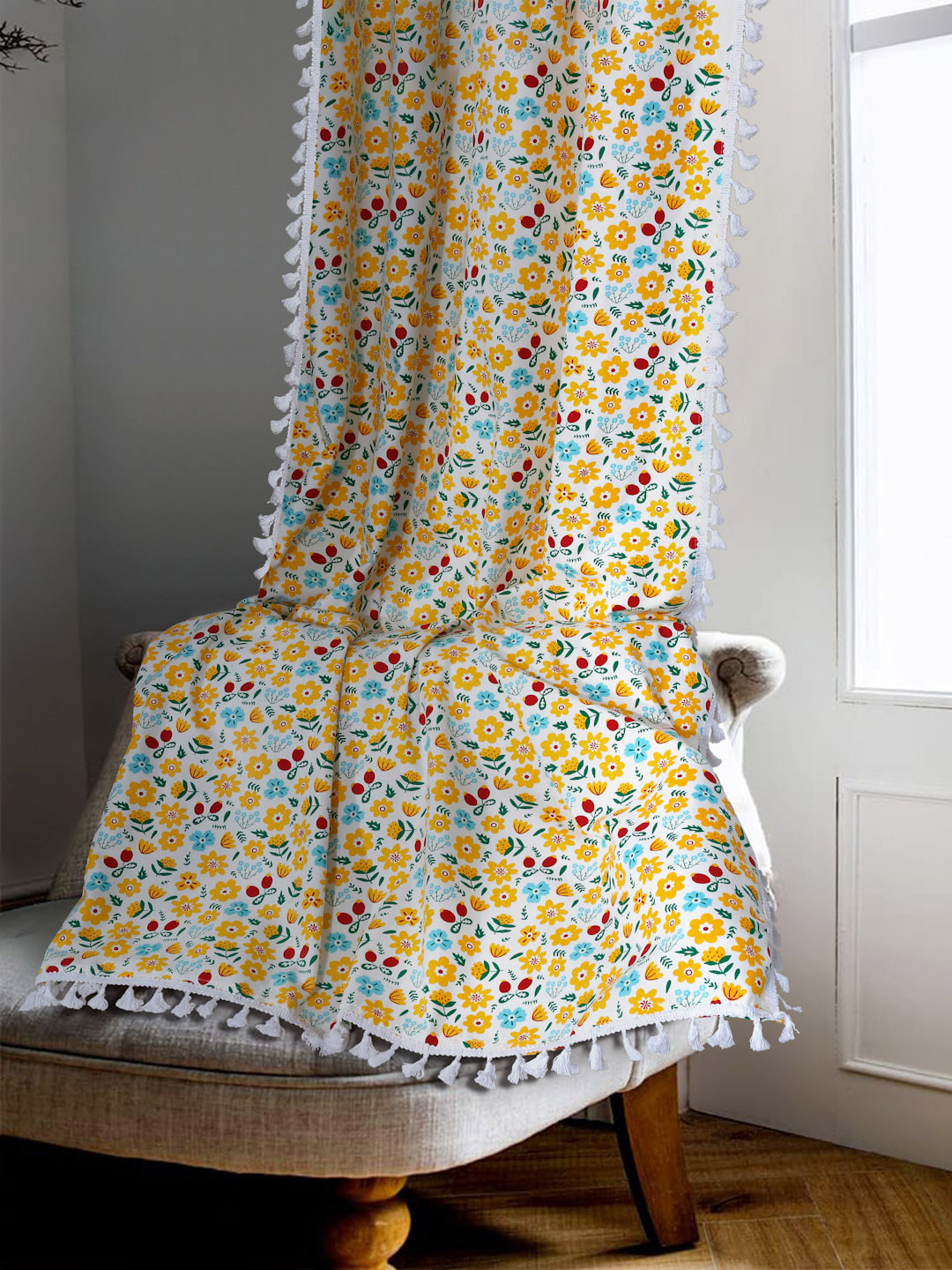 Cortina Single Floral Window Curtain