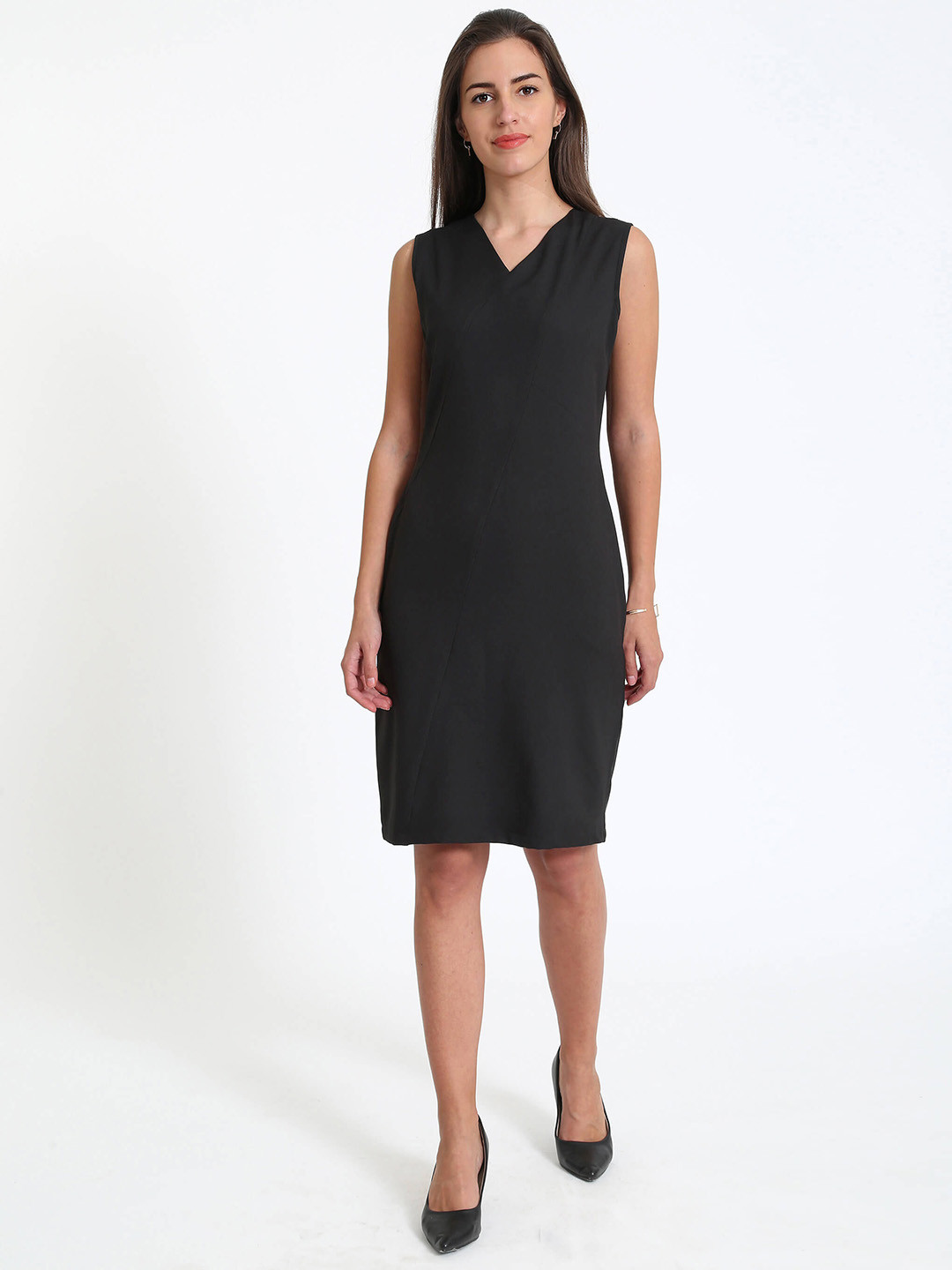 SALT ATTIRE V-Neck Sleeveless Sheath Opaque Casual Dress
