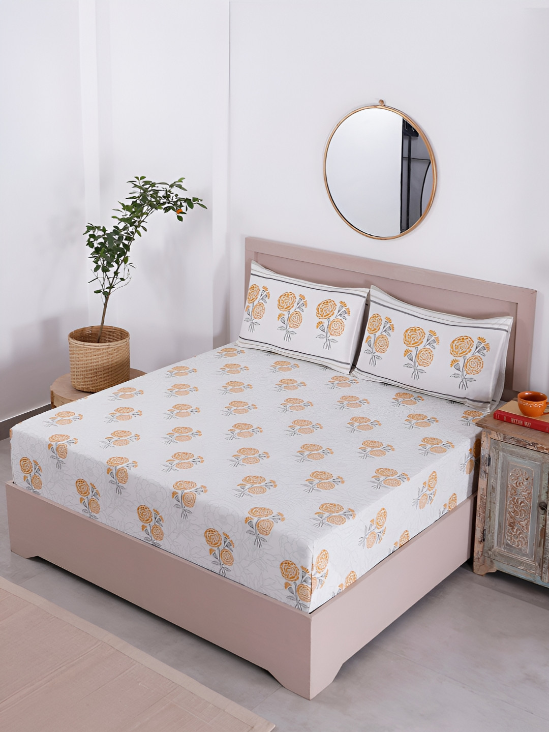 Ratan Cart Yellow Floral Cotton 120 TC King Bedsheet with 2 Pillow Covers-264 x 264 cm