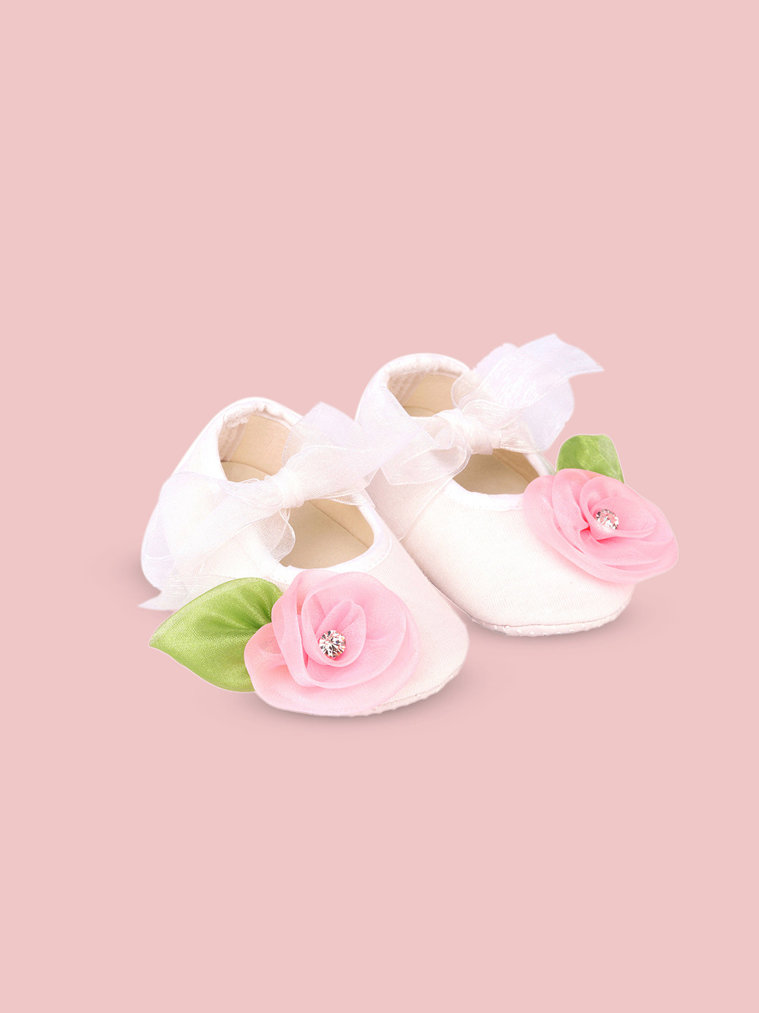 BAESD Infants Girls Daizy Elegant Detailed booties