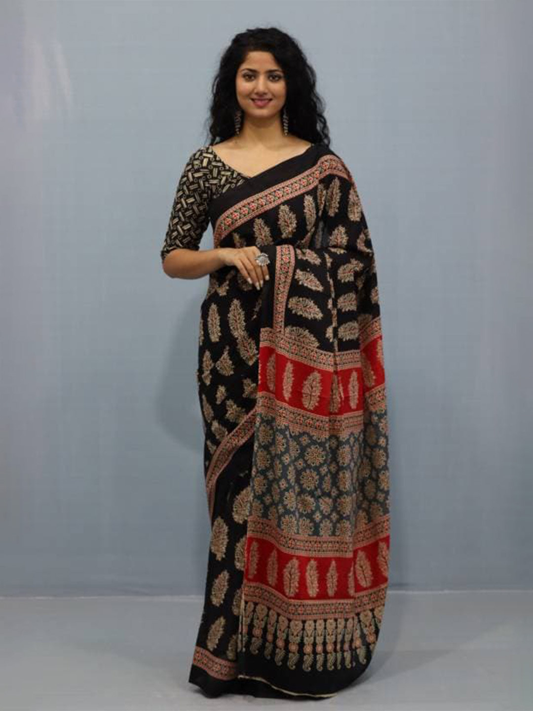 NIKHILAM Floral Pure Cotton Bagru Saree