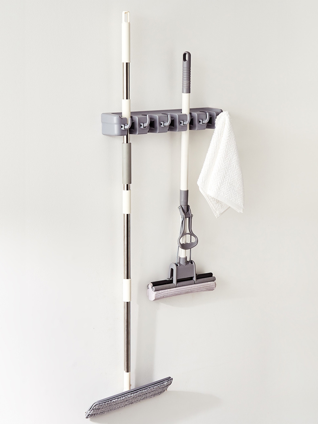 Hooks & Holders - Buy Wall Hooks and Holder Online @ Myntra