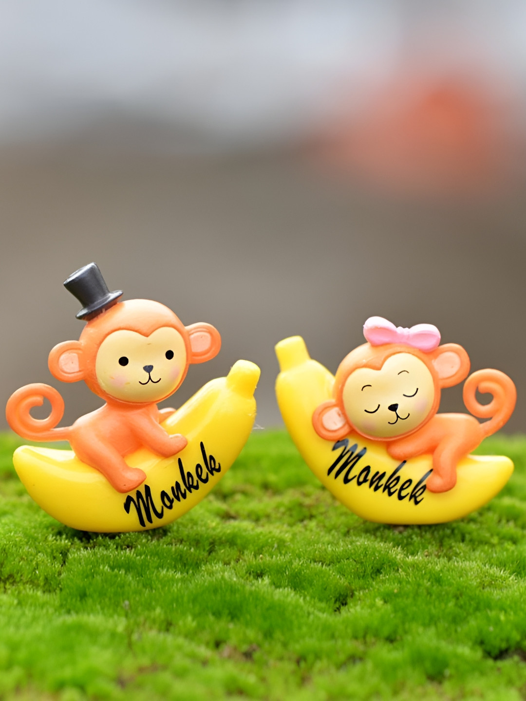 Sigaram Yellow 2 Pieces Baby Monkeys On Banana Figurine Showpiece