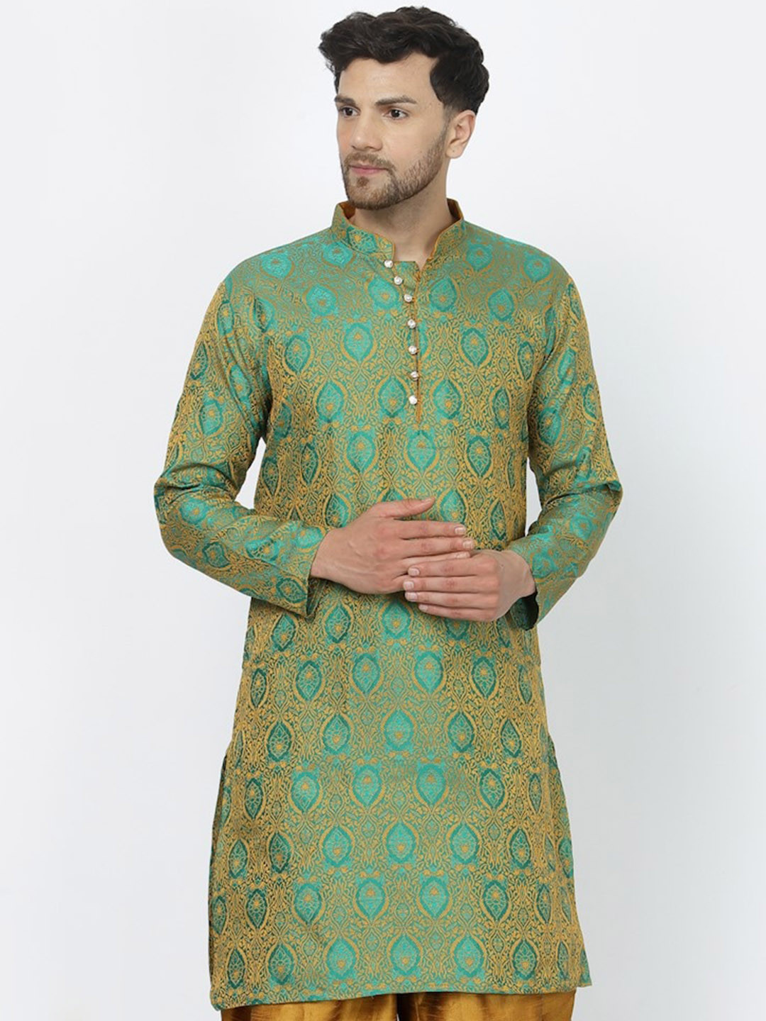 Sydney Heights Ethnic Motifs Thread Work Mandarin Collar Long Sleeves Straight Kurta