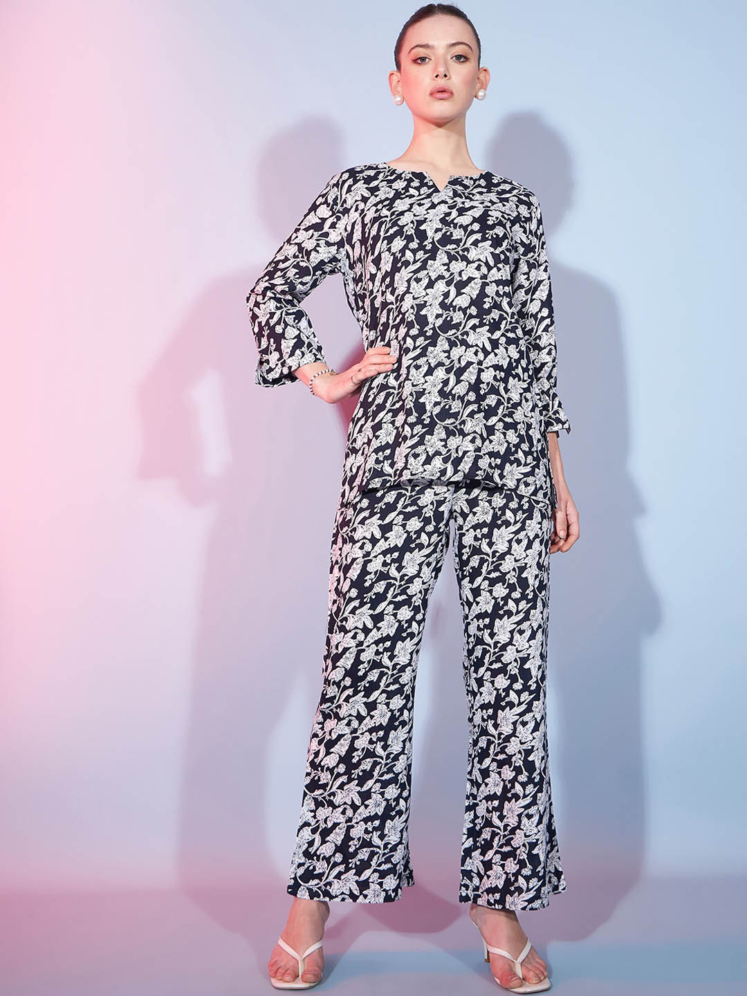 DressBerry Navy Blue Printed Round Neck Tunic & Trouser Co-Ords