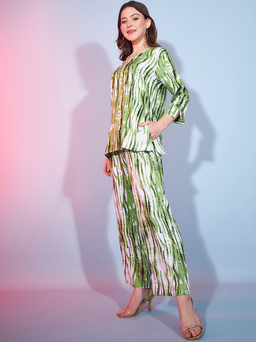 DressBerry Red Tie & Dye Printed Top With Trouser