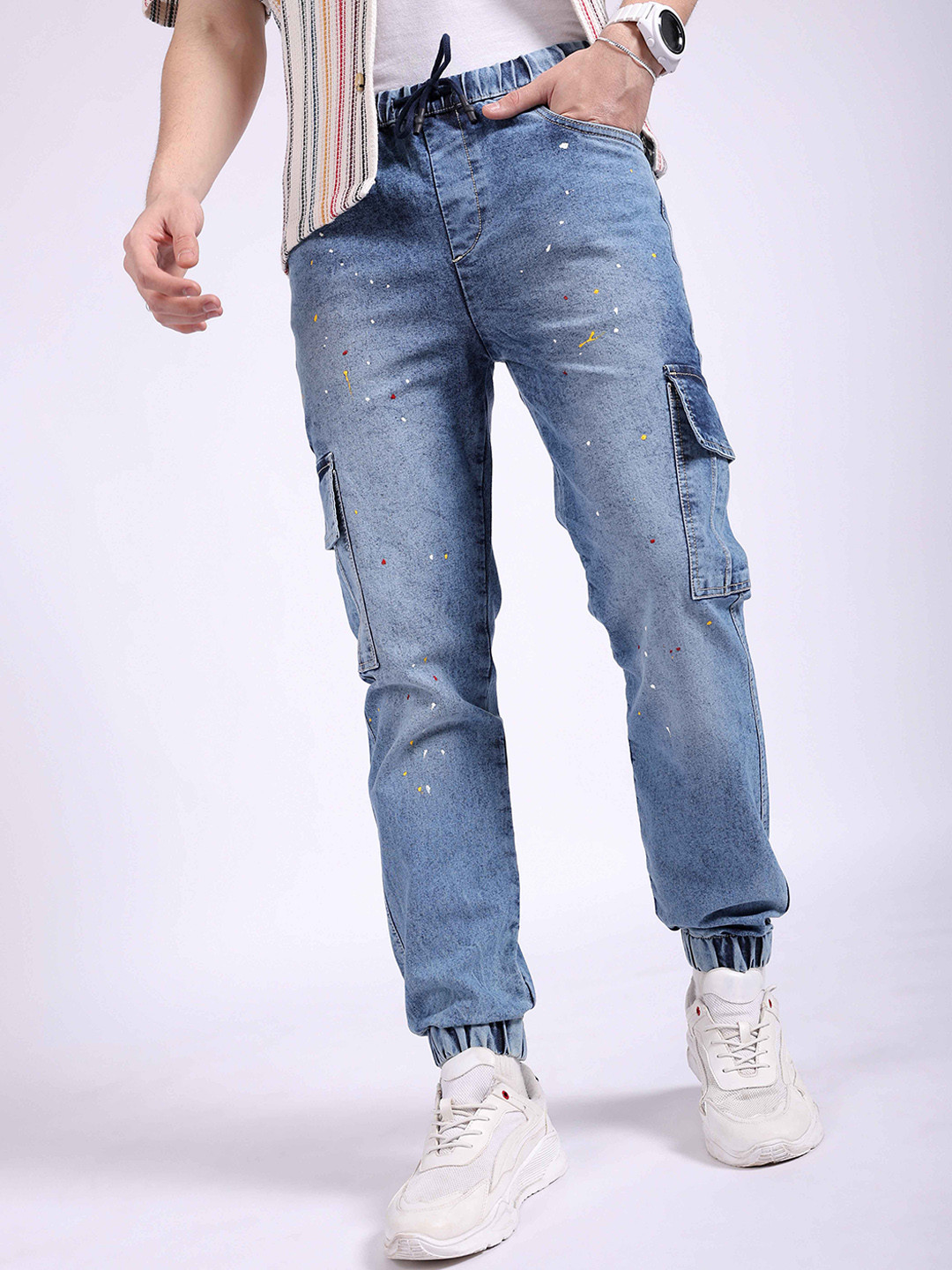The Indian Garage Co Men Clean Look Heavy Fade Mid Rise Cotton Cargo Jogger Jeans