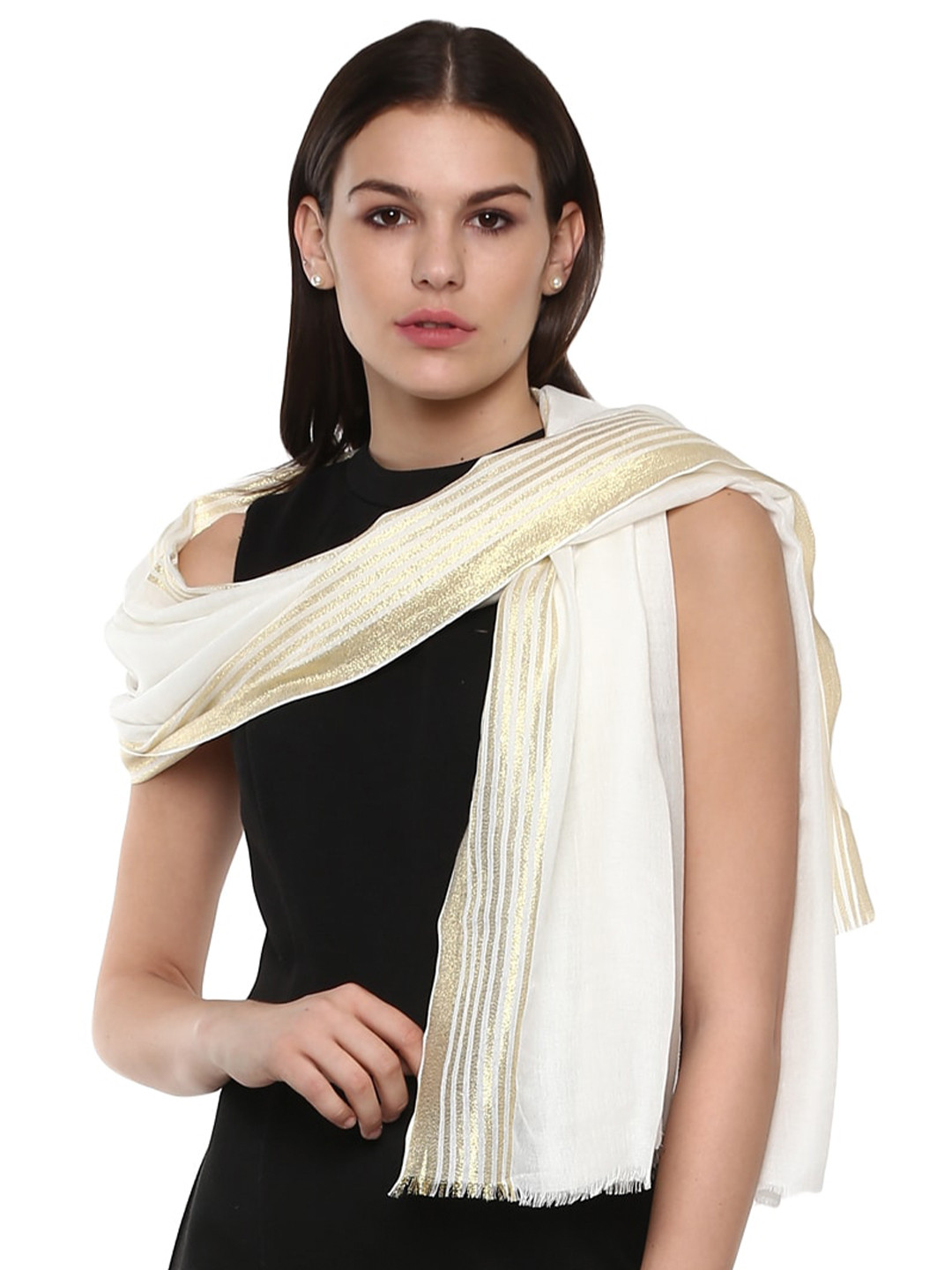 Rhe-Ana Woollen Dupatta with Zari