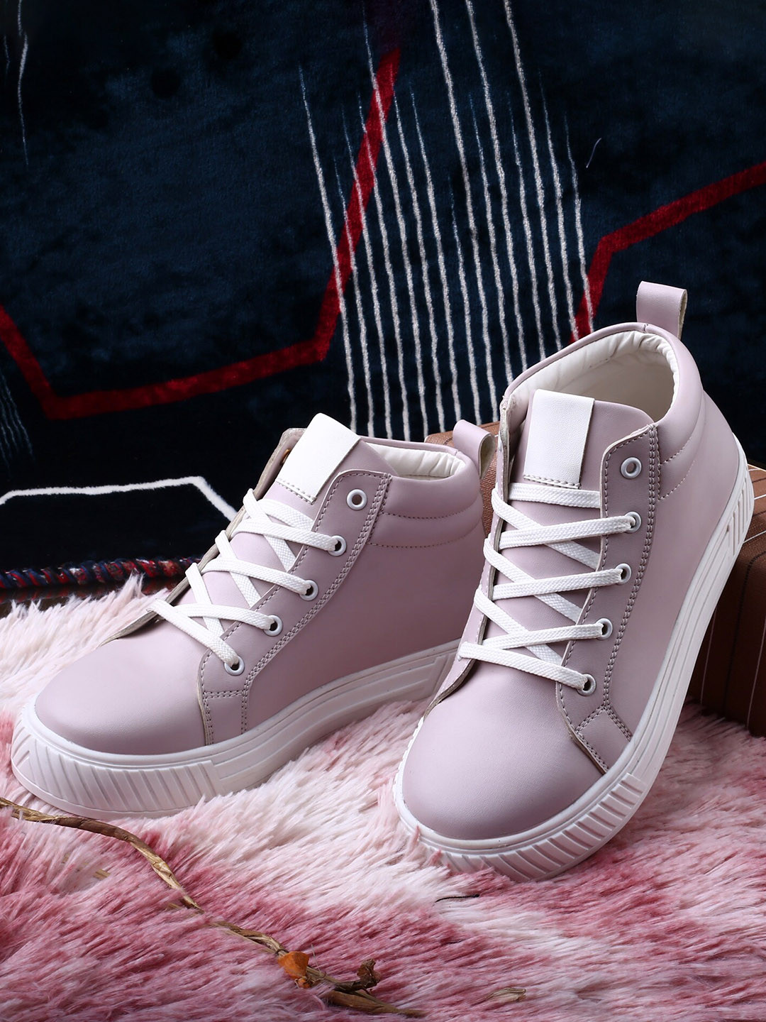 Bxxy Women Contrast Sole Lace Up Sneakers