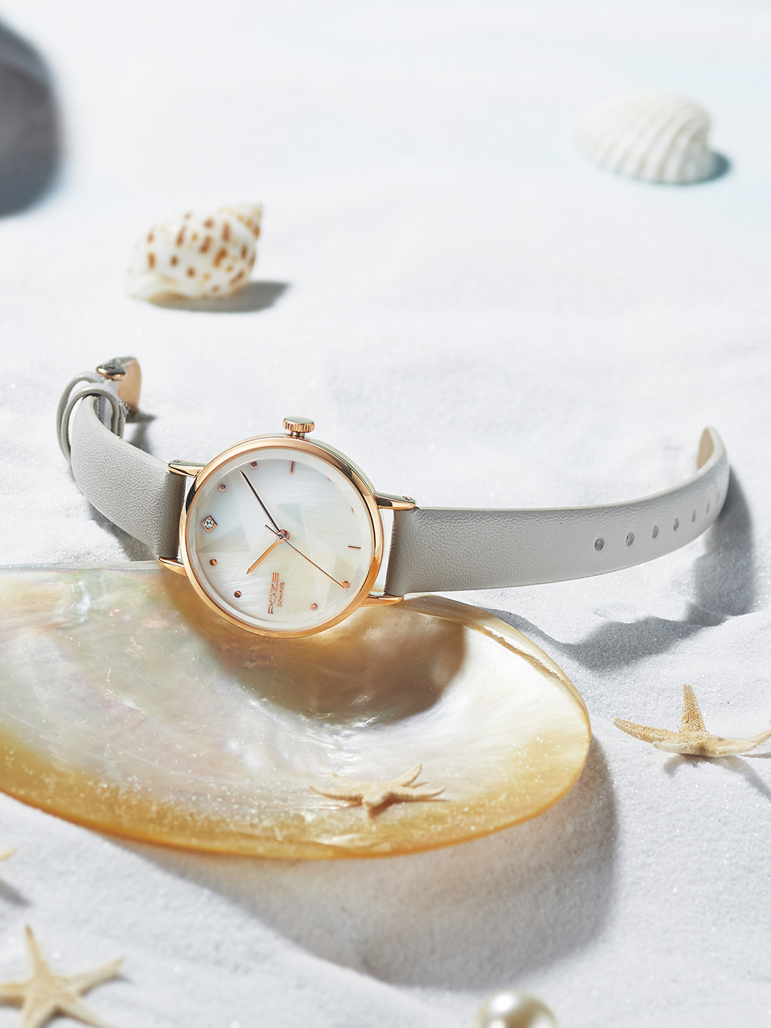 Sonata Poze Women Printed Dial & Leather Straps Analogue Watch SP80028WL01W