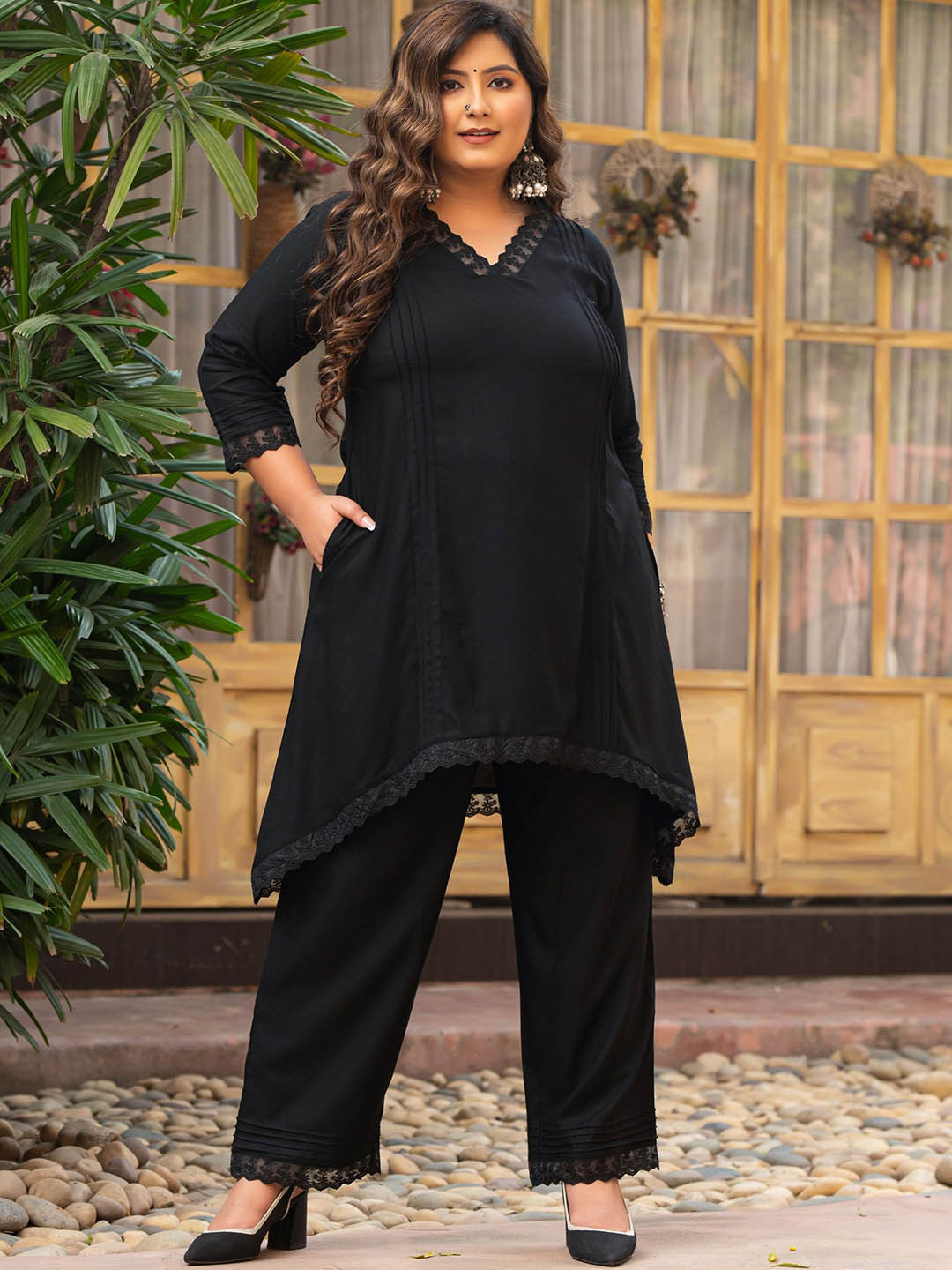 PrettyPlus by Desinoor.com Plus Size V-Neck Three-Quarter Sleeves Ethnic Top With Trouser