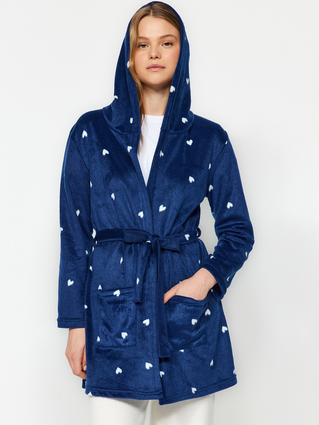 Trendyol Printed Hooded Robe