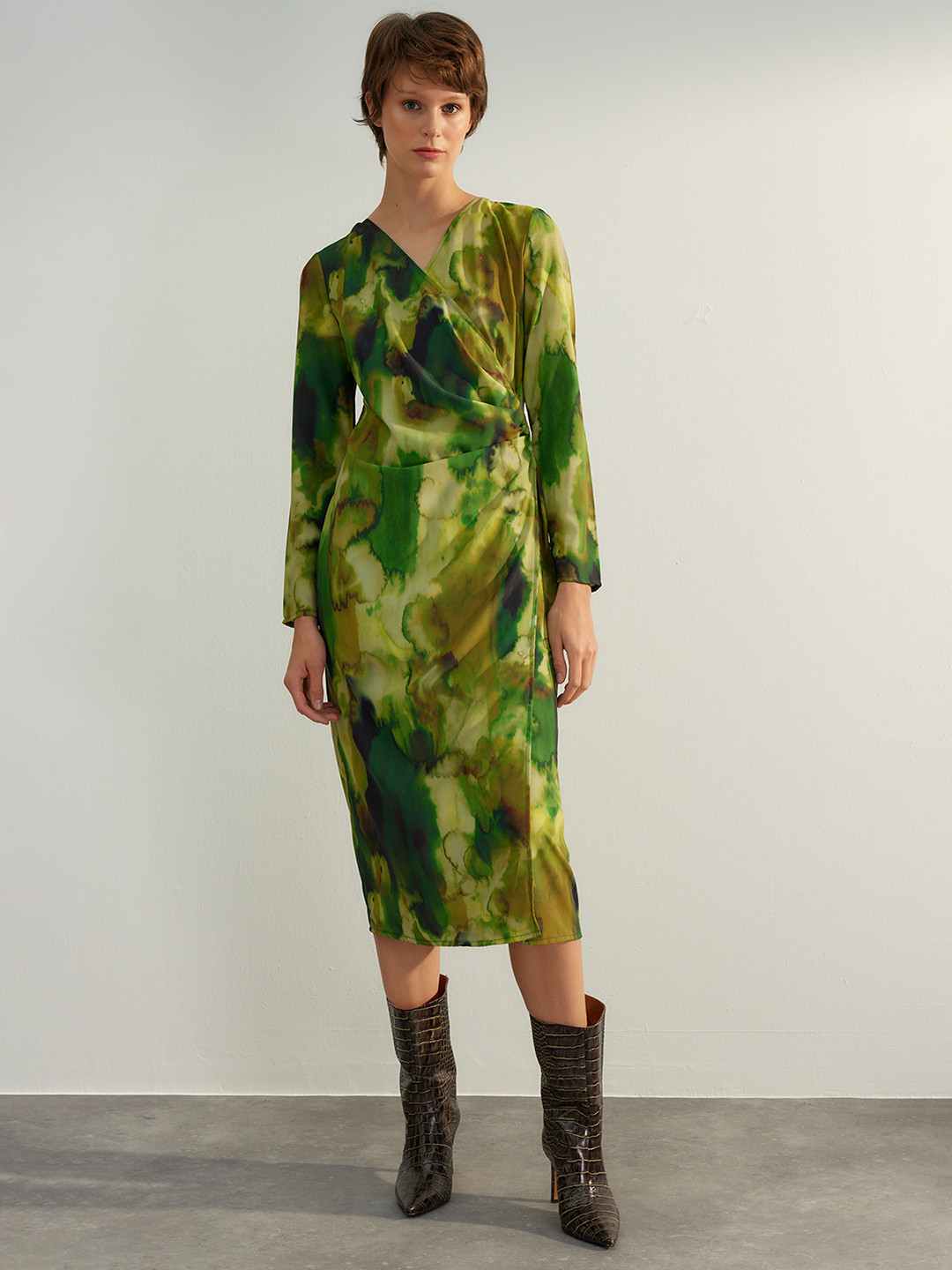 Trendyol Print Tie and Dye Opaque Straight Midi Dress