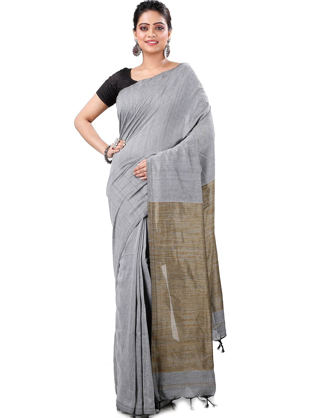 DipDiya Colourblocked Taant Saree