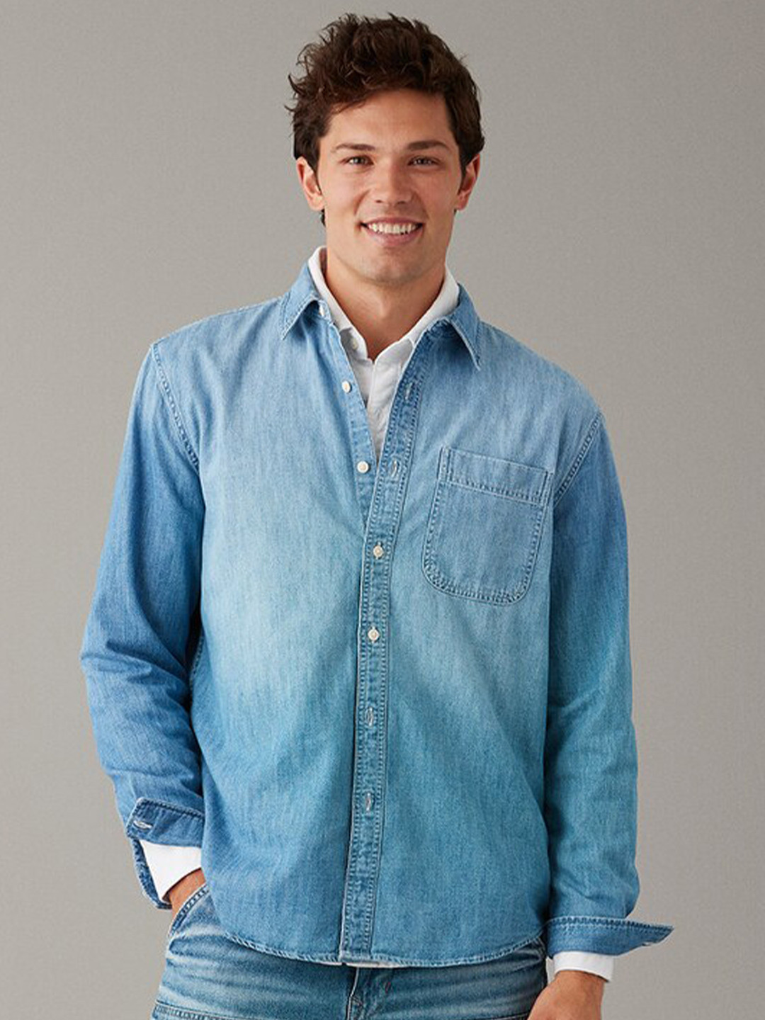 AMERICAN EAGLE OUTFITTERS Faded Cotton Spread Collar Opaque Faded Casual Shirt