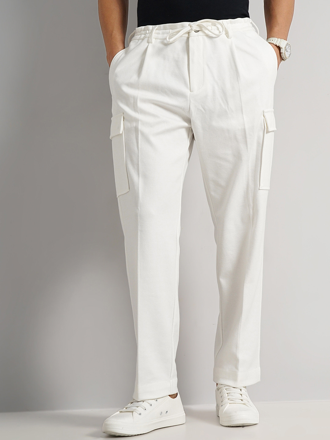 Celio Men Cargos Mid-Rise Regular Fit Cotton Trousers