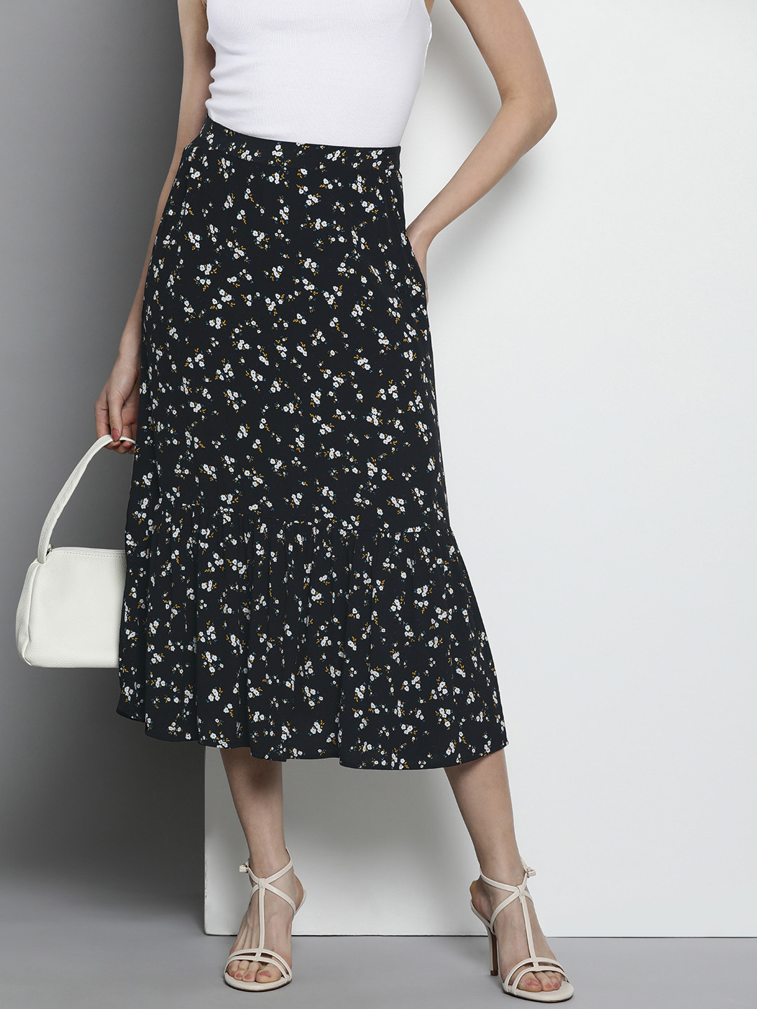 Tommy Hilfiger Women Floral Printed Midi A-Line Skirt With Gathers Detail