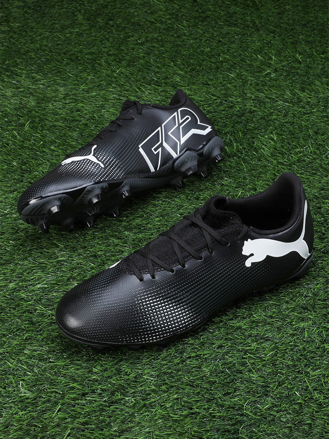 puma football shoes