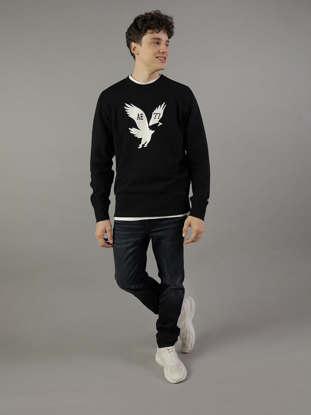 AMERICAN EAGLE OUTFITTERS Graphic Printed Crew Neck Cotton Sweatshirt