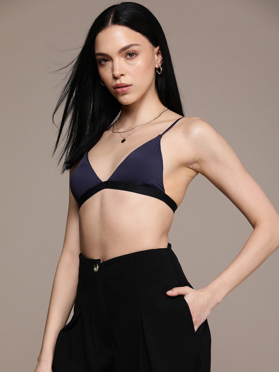 Calvin Klein Underwear Half Coverage Lightly Padded Plunge Bra QF7816ADVN7-VN7