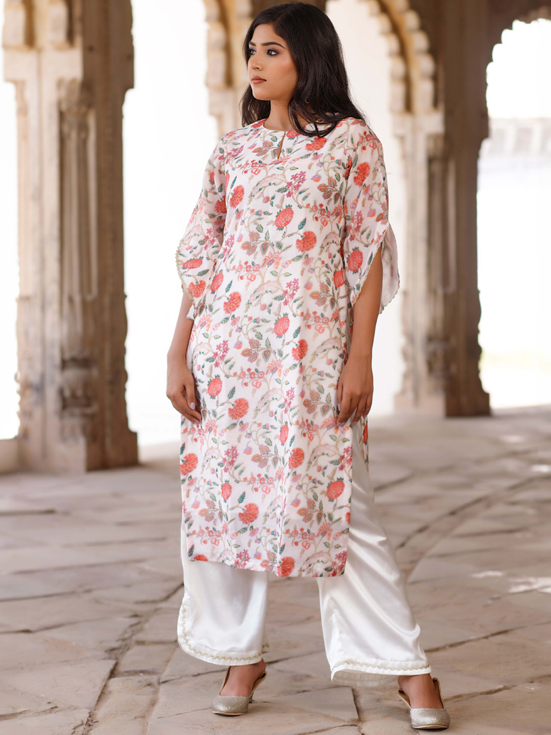 Salvia Sky Round Neck Three Quarter Sleeves Floral Printed Regular Kurta with Palazzos