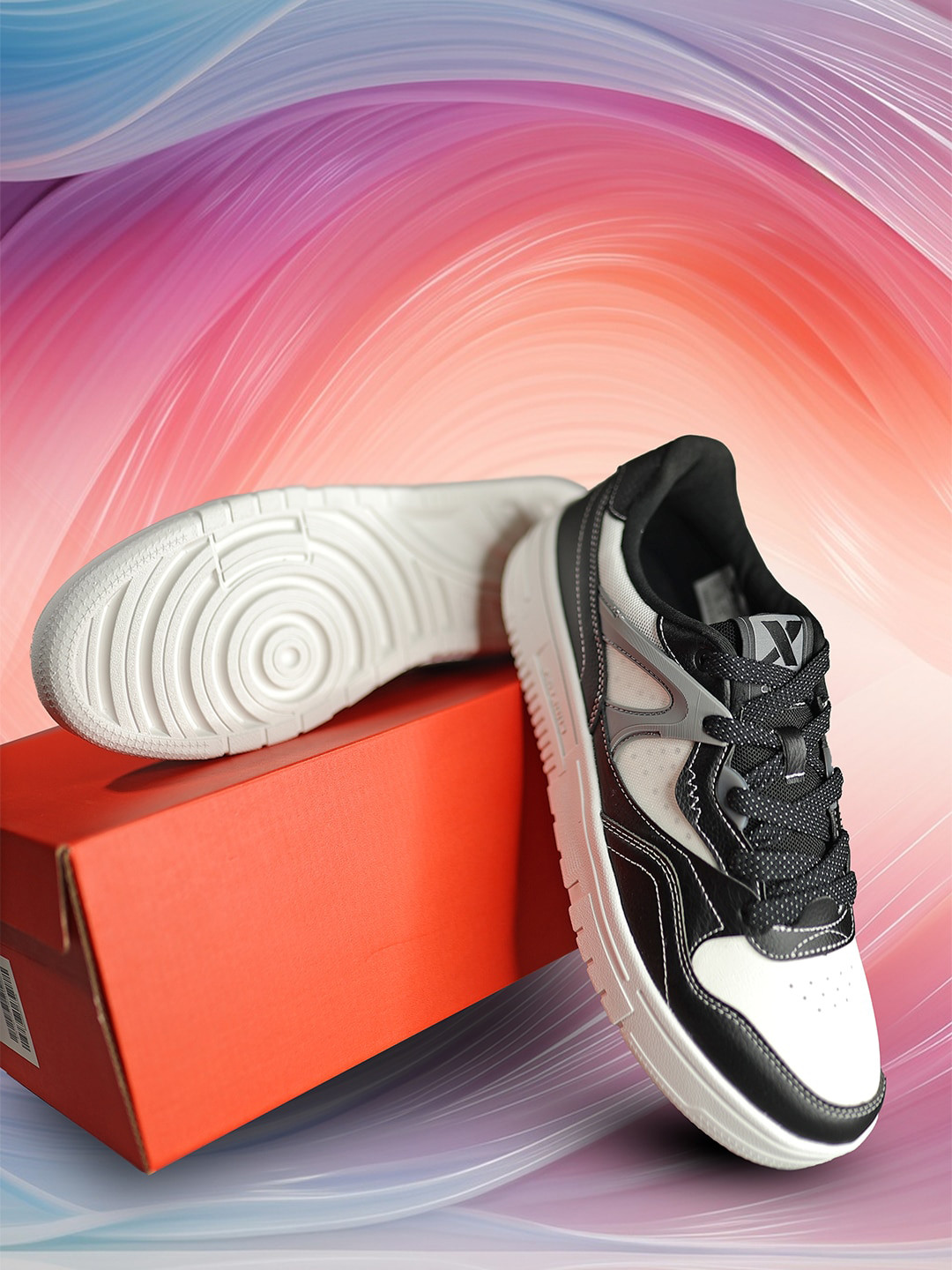Xtep Men Classic Skateboarding Sneakers