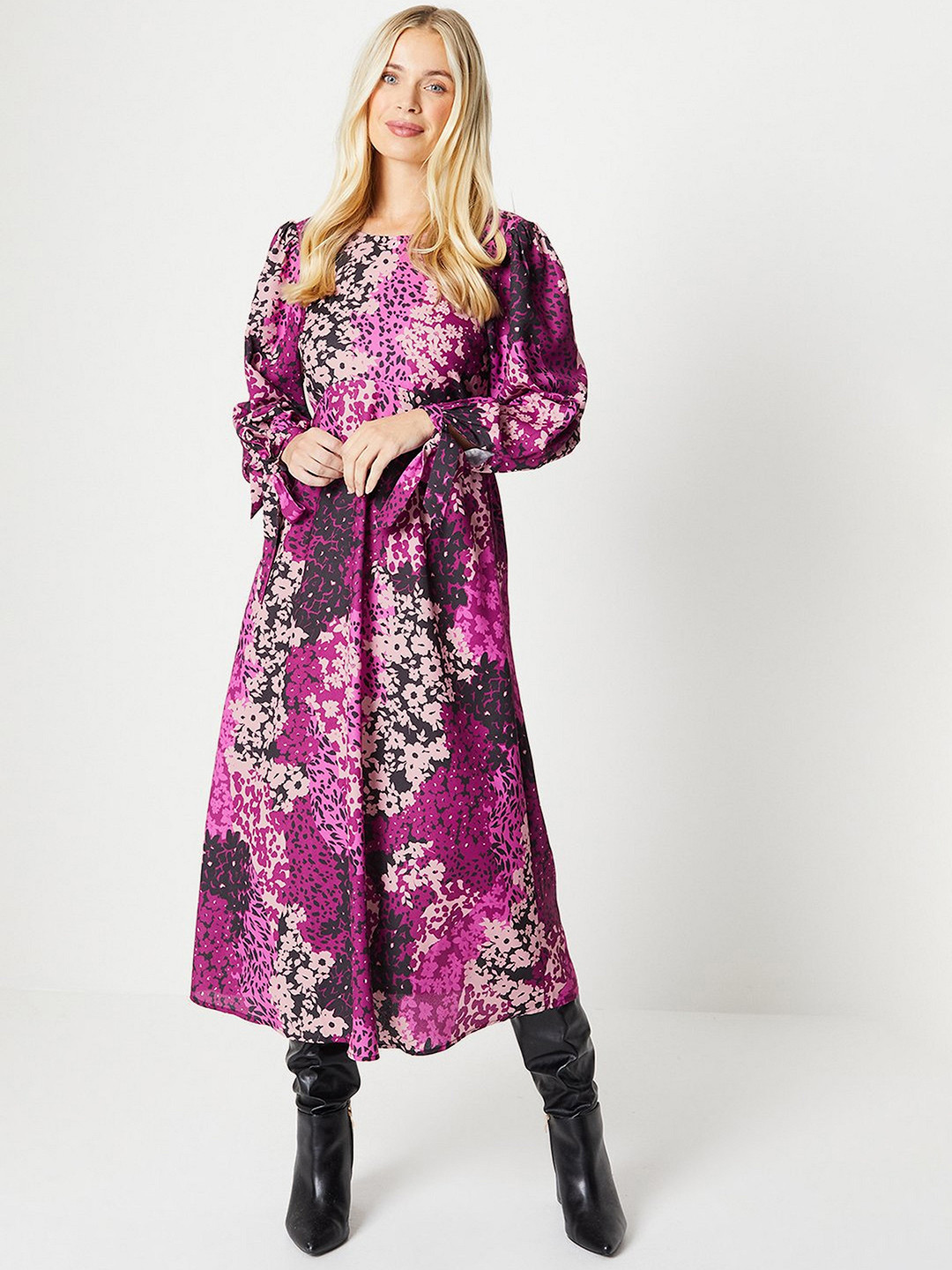 DOROTHY PERKINS Floral Printed Fit and Flare Dress
