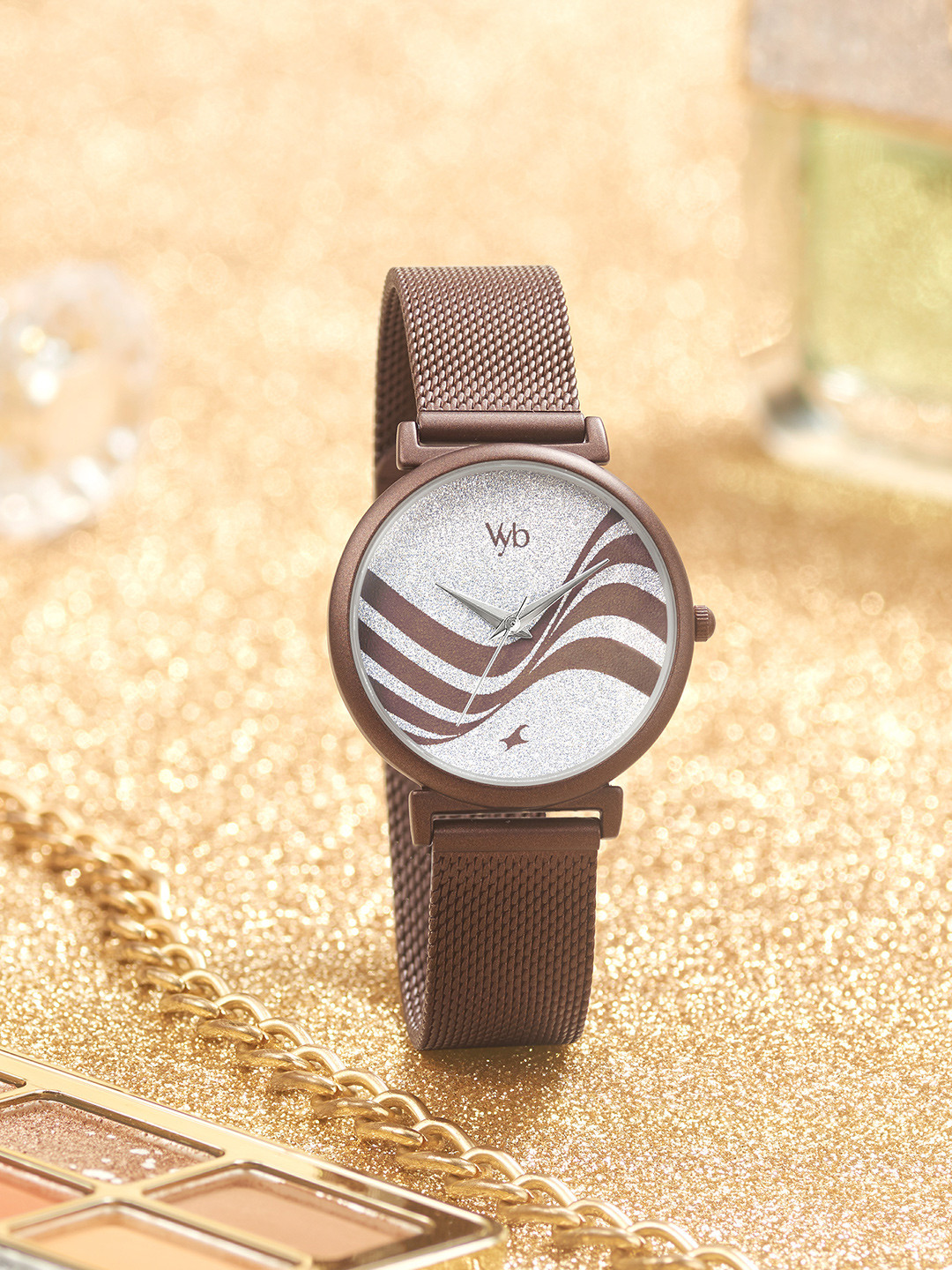 Fastrack Vyb Seeker Women Textured Stainless Steel Analogue Watch FV60013QM01W