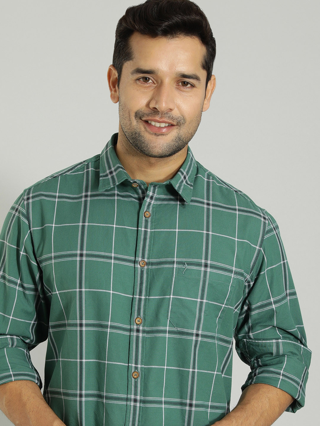 Indian Terrain Tartan Checks Spread Collar Chest Pocket Full Sleeves Cotton Casual Shirt