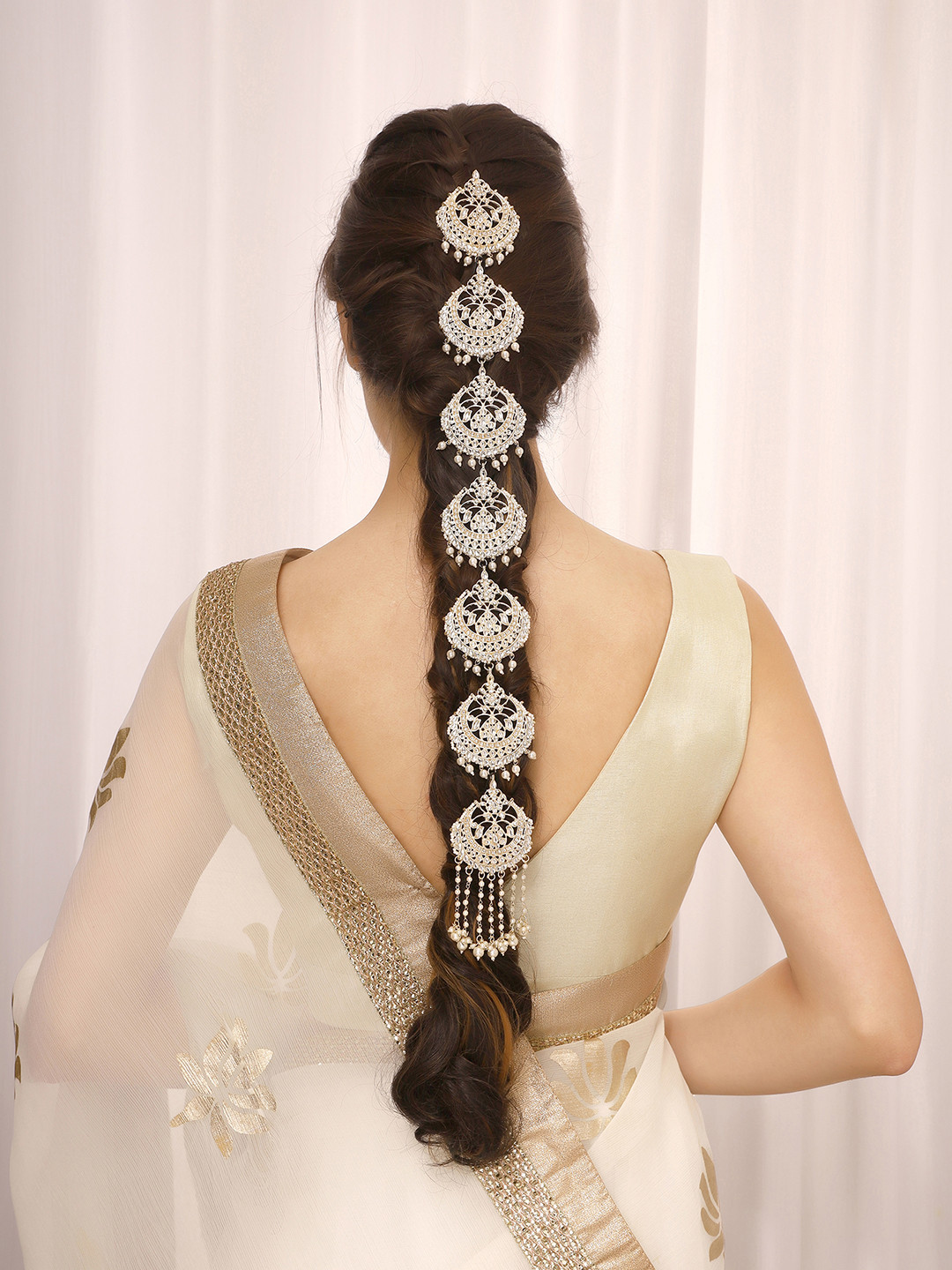 Priyaasi Pearl and Kundan Choti